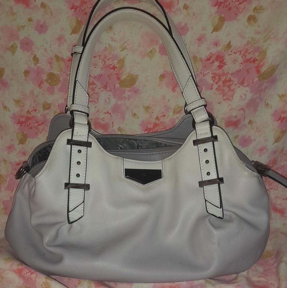 Used Simply Vera Vera Wang ombre colored bag